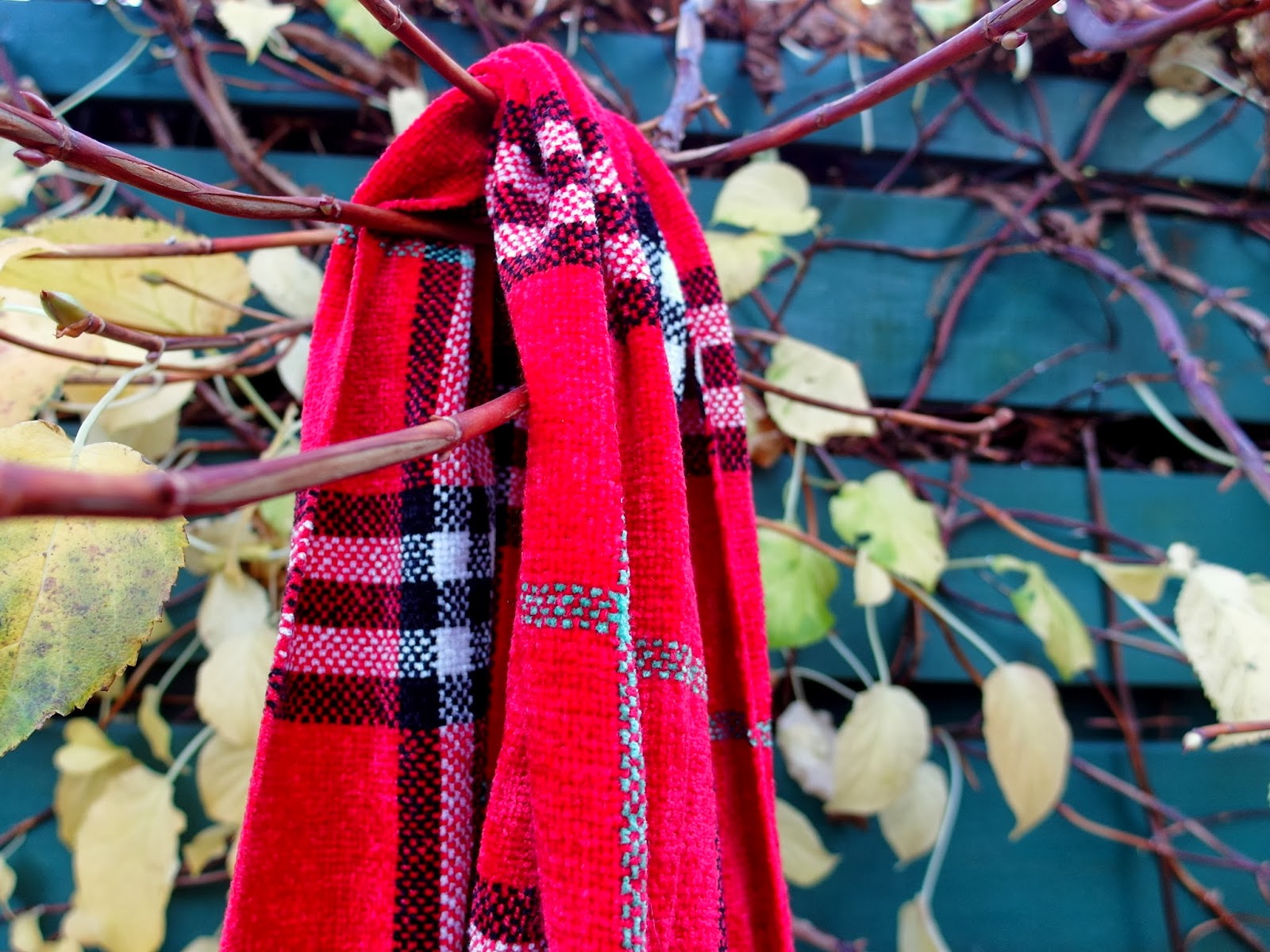New in | Tartan scarf