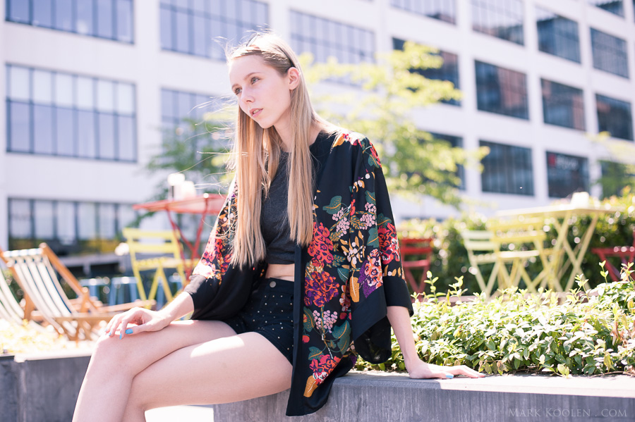 Outfit met kimono h&m nederlandse mode blogger eindhoven street style fotografie Mark Koolen zwarte kleding in zomer