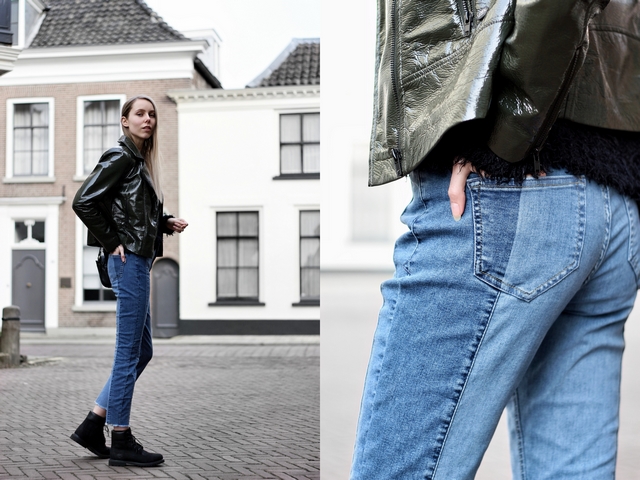 Outfit met tweekleurige Didi spijkerbroek donker groen biker jasje en zwarte Timberland schoenen