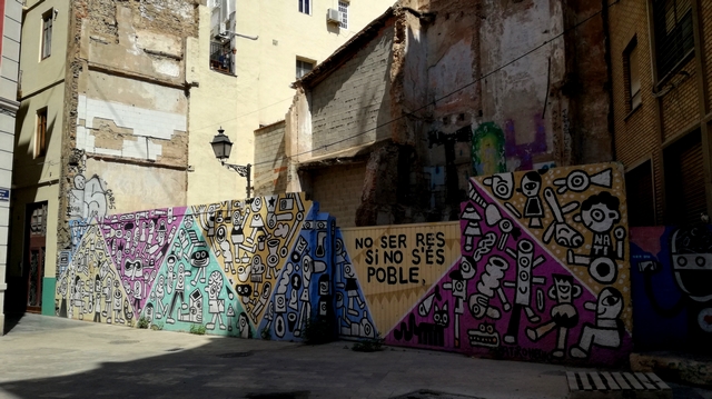 Valencia city trip travel diary tips en hotspots El Carmen street art IVAM moderne kunst museum