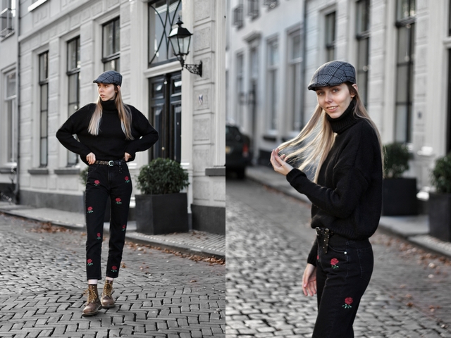 Outfit met geruite Action flat cap zwarte gebreide nakd coltrui roosjes rose jeans zara bruine Dr Martens Shoeby riem met studs